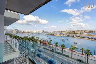 Image de Lovely Waterfront Apt with Stunning Views in Gzira