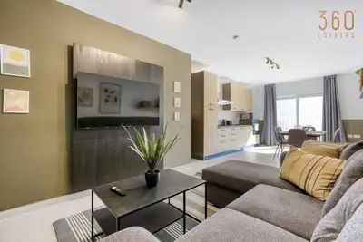 Image de Comfy living in central 2br home with Wifi & Ac