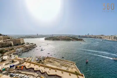 Image de The luxury view 2br concept in Valletta!