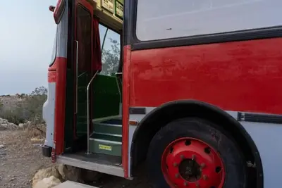 Image de A one of a kind bus stay with gorgeous views