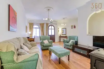 Image de Charming 3br Townhouse with Terraces in Balzan