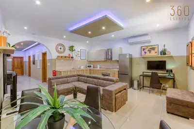 Image de Modern 2br Apt with backyard in vibrant St Julians