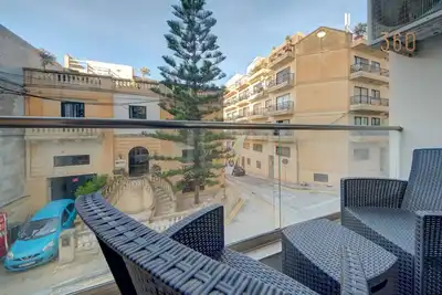 Image de Modern 3br home in the charming town of St'Pauls