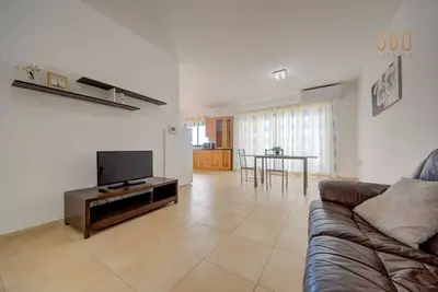 Image de Cosy 2br penthouse with private balcony