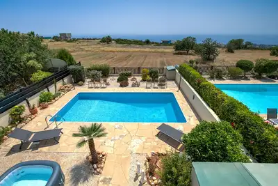 Image de d'exception-Vue mer-Villa-with-Salle de bain privée séparée