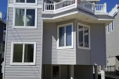 Image de Harvey Cedars • Sleeps 10 • 2nd From The Beach