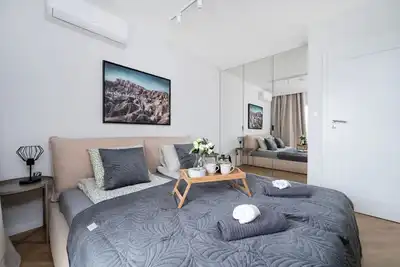 Image de Manufaktura Suites - 76m2, Parking, A/C