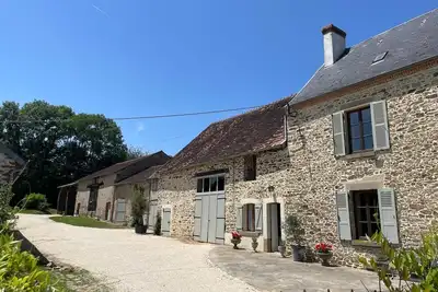 Image de Cosy Gite, Private Pool, meadow and riverside fishing.