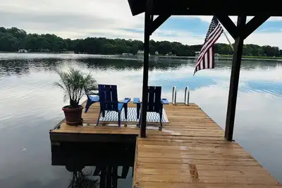 Image de Lake Gaston Lakefront Home, Firepit, S’mores, Pool, Private Dock, Golf Course