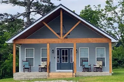 Image de Culper Retreat- Charming 2-bedroom house in welcoming Cookeville with WiFi, Ac
