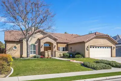 Image de Spacious 4br 3ba Home King Suite  Pool  Sleeps 8