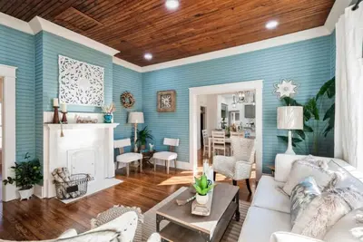 Historic Vibes, Modern Comfort