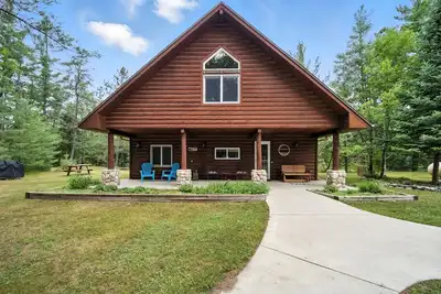 Image de Camp Arrowhead-Just listed! Manistee River Escape