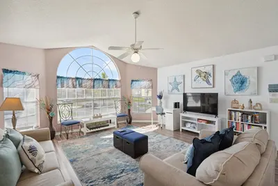 Image de Sweetwater Club 3 Bedroom Condo 7 miles to Disney