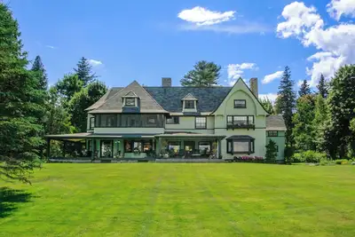 Image de Bide-A-While, Bar Harbor - In-town 4-acre waterfront estate