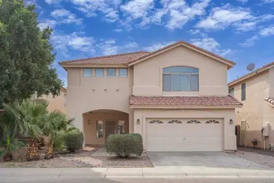 Image de Spacious 4-bedroom house in adorable Glendale with WiFi, Ac
