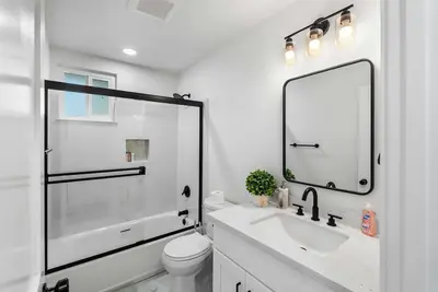 Image de Charming 3-bedroom house with WiFi and Ac in delightful San Jose
