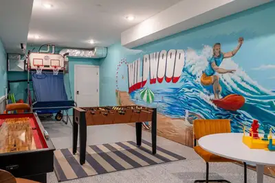 Image de The Salty Wild Wooder - Game Room, Walk to Beach