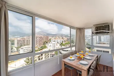 Image de Appartement Andalou de 3 Chambres avec Vue sur Mer au Centre de Benalmádena