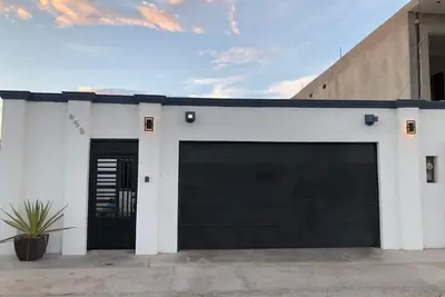 Image de Charming 2-bedroom house with WiFi, Ac  garage for 2 cars, in Puerto Peńasco
