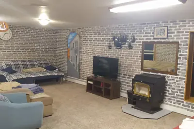 Image de Charming 1-bedroom house in gorgeous Custer with WiFi car rental available. Suit