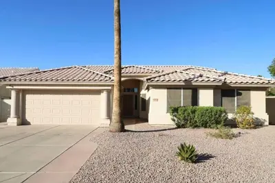 Image de Charming 3-bedroom house in nice Gilbert with heated pool and beautiful yard