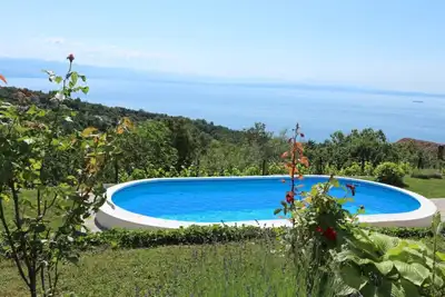 Image de Apartment Daša with pool by Villas Guide