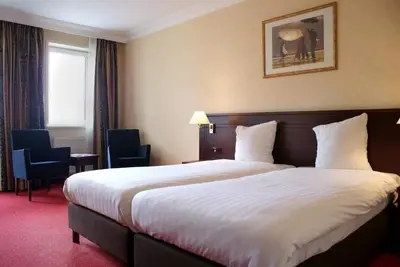 Image de Stylish Zeeland Stay – Near Sluis’ Best Cafés, Canal Views & Shopping
