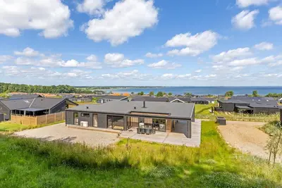 Image de \"Heidie\" - 600m from the sea by Interhome