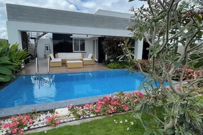 2-bedroom villa with private pool and garden
