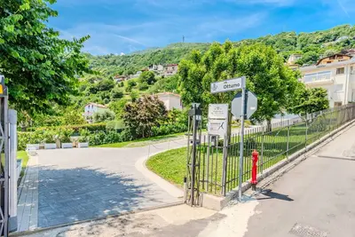 Image de Bel appartement pour 5 personnes avec climatisation, Wifi, Tv, terrasse et parking