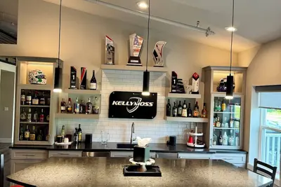 Image de Grand Villa Luxury 5-Bed Motorsport Retreat–1 Mi to Road America & Elkhart Lake