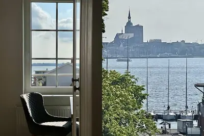 Image de Appartement \"Panoramablick\" avec vue sur mer, balcon et Wi-Fi