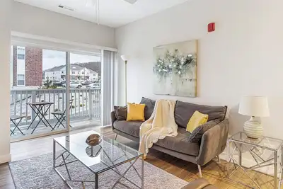 Image de Landing | Stylish 2bd, Gym, Clubhouse