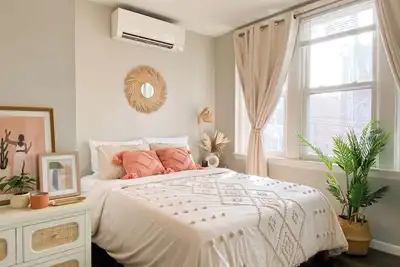 Image de BoCation - Boho Style 3bd 1ba/30 min to Nyc/Summer Sale Special!