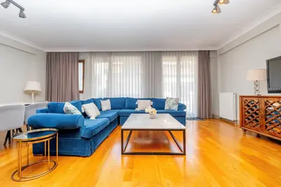 Image de Spacious 3-bedroom apartment with WiFi, Ac in lovely Istanbul