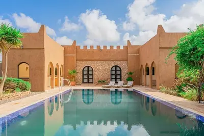 Image de Palais Alshams Expérience Sahara Piscine Garden, 5 minutes de l'océan. Unique