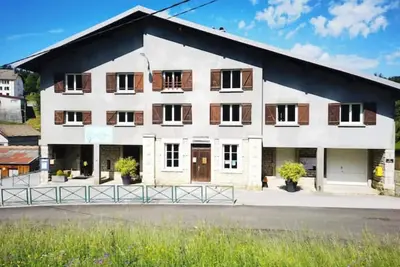 Image de Gîtes de groupe Les Louvières