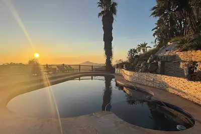 Image de Ocean Views w/ Pool and Hot Tub in Spacious 5-Bedroom Home