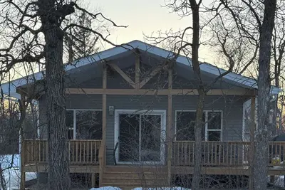 Image de Lake Winnipeg West Shore Retreat in the Village of Dunnottar