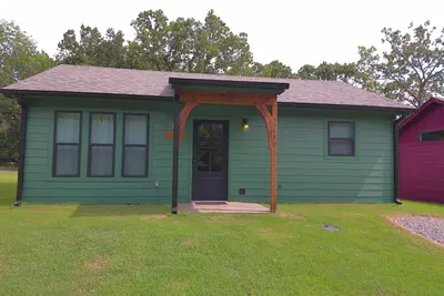 Image de Emerald Cabin Retreat by Ft. Gibson Lake