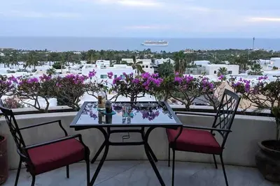 Image de Beautiful 3-bedroom Penthouse condo with amazing views. Cabo corridor