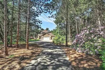 Image de New Secluded 2. 5-Acre Modern Retreat by Lake Michigan–Near Holland & Grand Haven