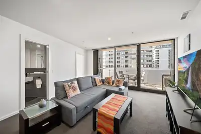 Image de Light-Filled 1-Bed Apartment with Pool & Gym