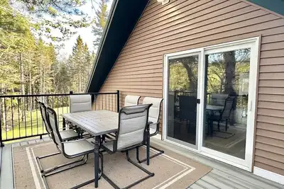Image de Newly Renovated 2nd Fl Apt in Swh [Quietside Loft]
