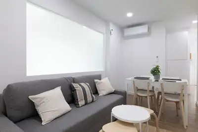 Image de Appartement 'RĂa De San Cosme Candida' avec vue sur la montagne, jardin partagĂ© et climatisation