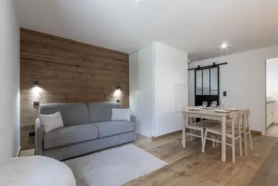 Image de Studio Kayla - Espace bien-être, Piscine