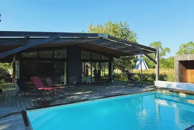 Image de Maison d'architecte avec piscine près de bordeaux