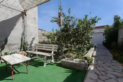 Image de Maison de campagne \"Miramar\" avec terrasse privée, Wi-Fi et climatisation