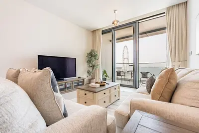 Image de 3br Overlooking Sea, Ain Dubai & Bluewaters Island, Walking Distance to the Beach